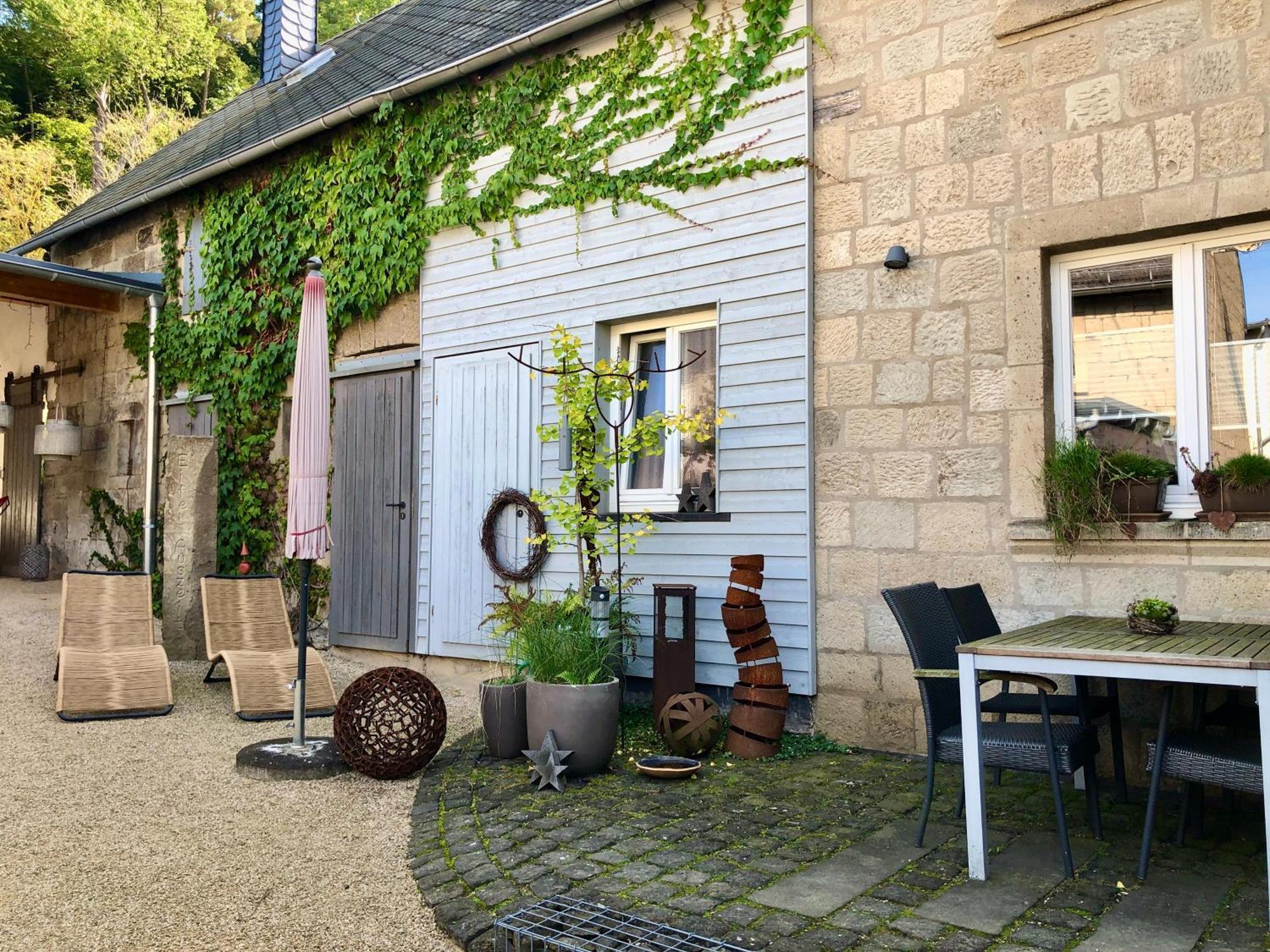 Ferienhaus Eifel-Auszeit Rieden  ภายนอก รูปภาพ